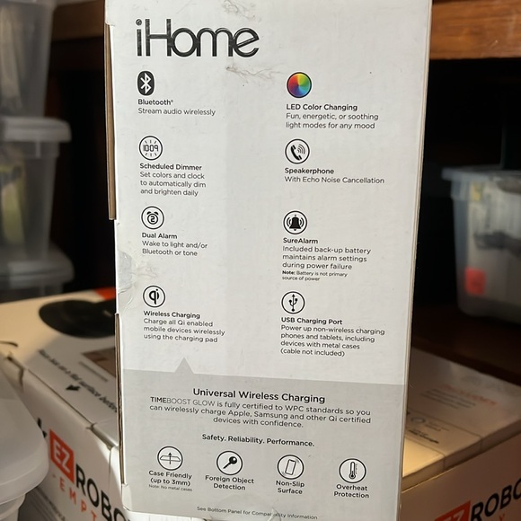 iHome TimeBoost Glow Wireless Charging w/Bluetooth - Picture 3 of 4